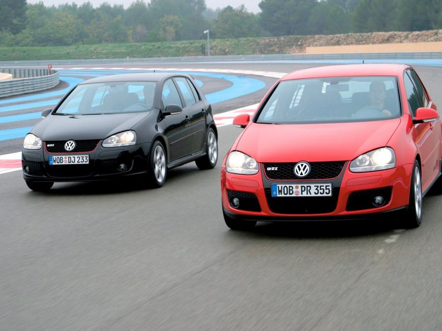  Volkswagen Golf GTi 2005 года  (фото 110 из 135)